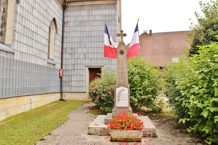 Monument-aux-Morts - Vannoz