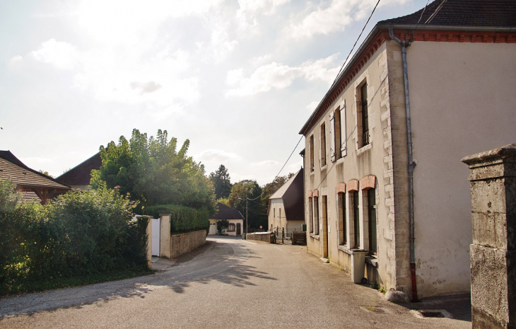 La Commune - Villers-Farlay