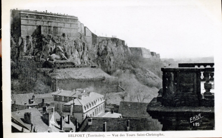 Vue des Tours Saint Christophe, vers 1920 (carte postale ancienne). - Belfort