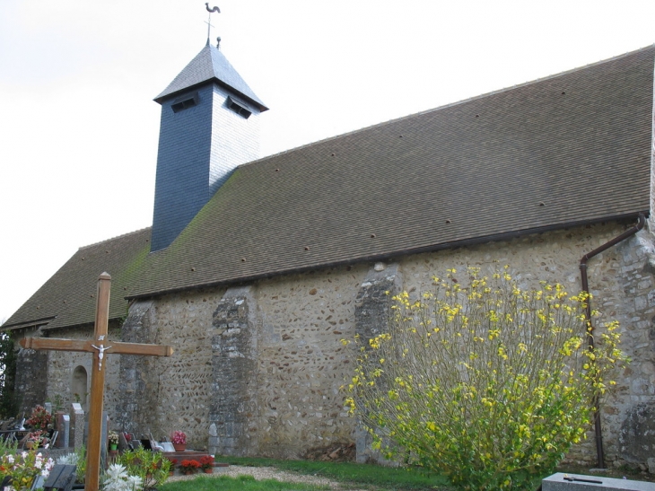 Eglise Notre-Dame et son cimetière - Aigleville