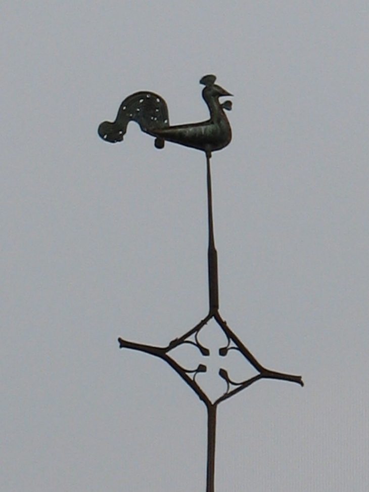 Croix de l'église Saint-Aubin - Ajou