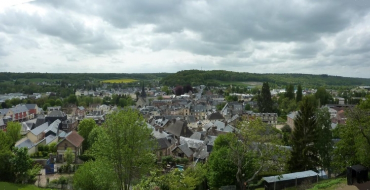 Brionne  -  Vue générale