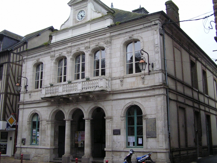 La Mairie de Cormeilles