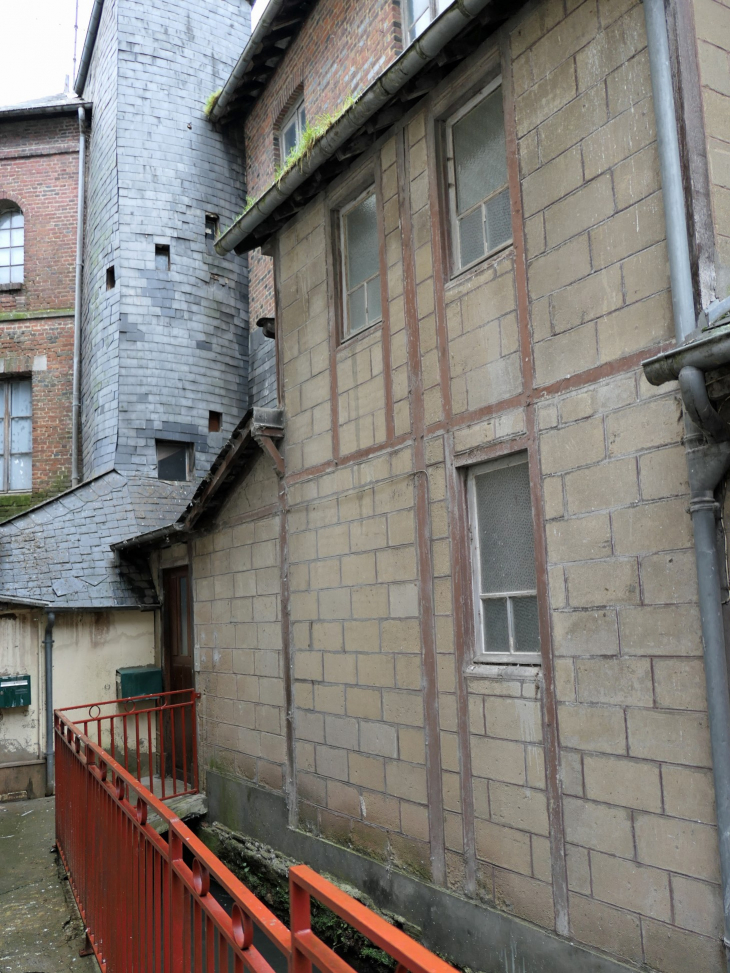 La Calonne rue de l'Abbaye - Cormeilles