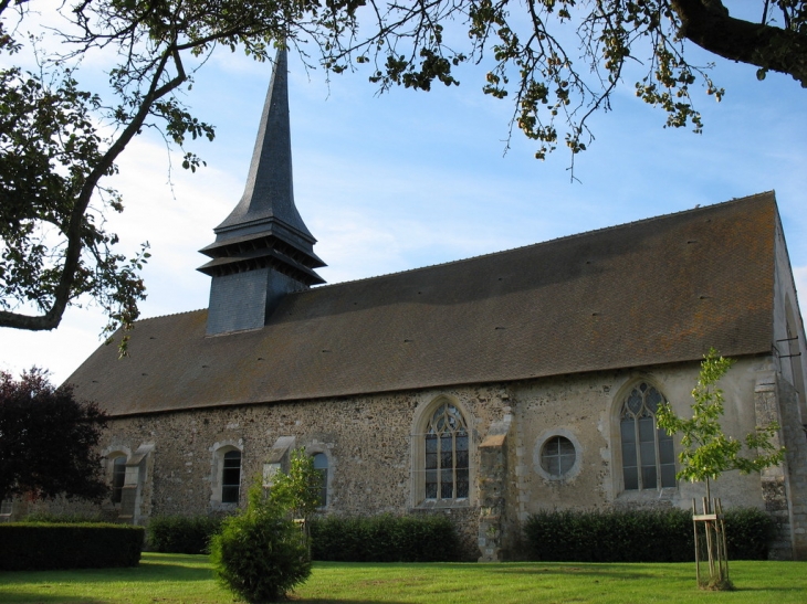 Espace vert autour de l'église - Coudres