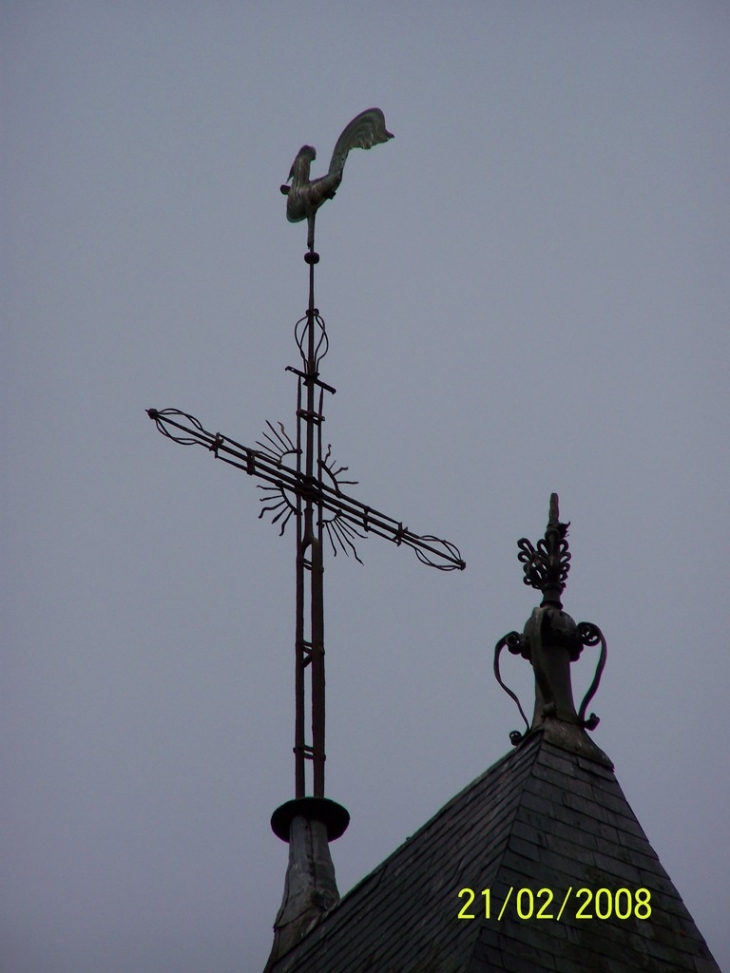 Croix et coq de l'église - Crestot