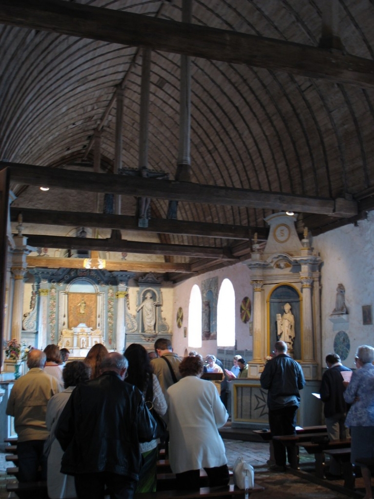 église Saint-Pierre (intérieur de l'église) - Droisy