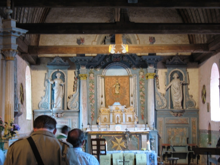 Intérieur de l'église Saint-Pierre de Panlatte - Droisy