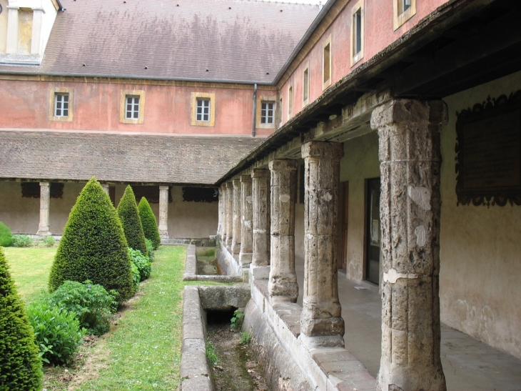 Le Cloître - Évreux