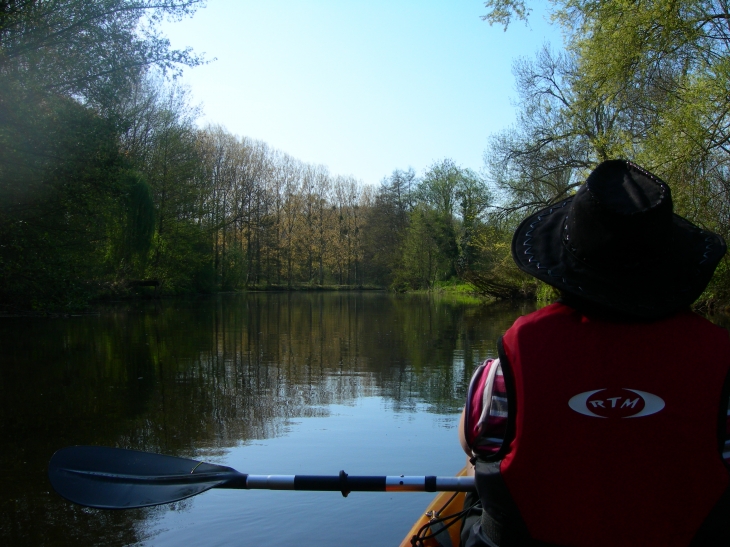 La riviere d'eure en kayak ou la nature se regarde - Fontaine-sous-Jouy