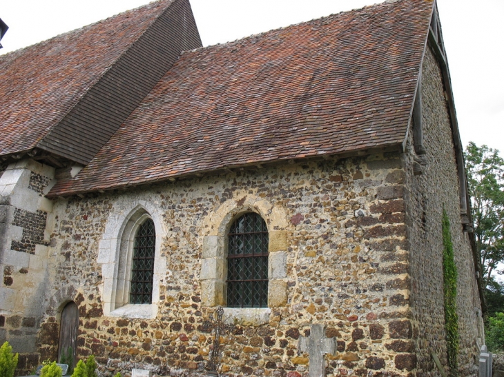 Eglise Saint-Ouen de Mancelles (Choeur à chevet plat) - Gisay-la-Coudre