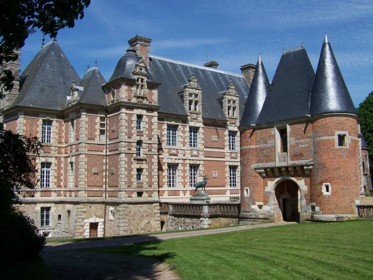 Le château, la poterne - Gouville