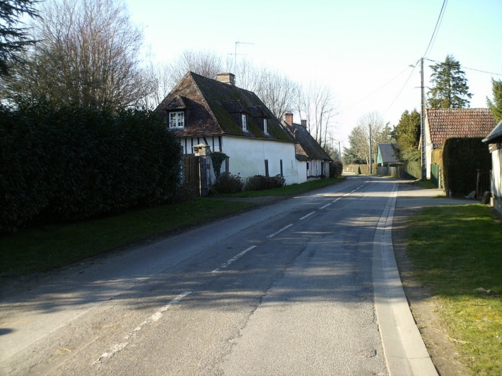 Centre village - Guernanville