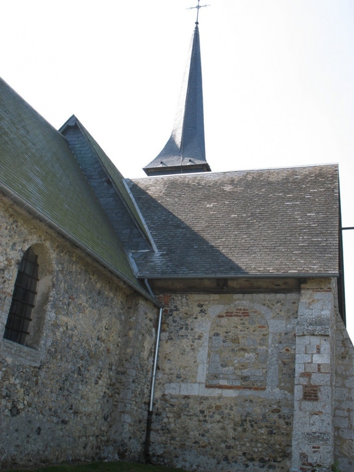 Chevet de l'église - La Chapelle-Bayvel