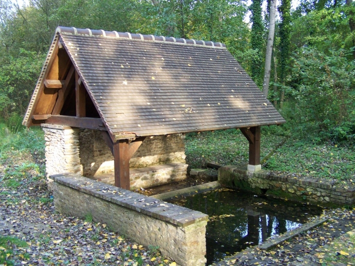 Lavoir du Froc de Launay - La Chapelle-Réanville