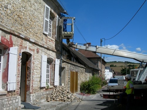 Travaux place de l'Eglise juin 2008 - La Croix-Saint-Leufroy