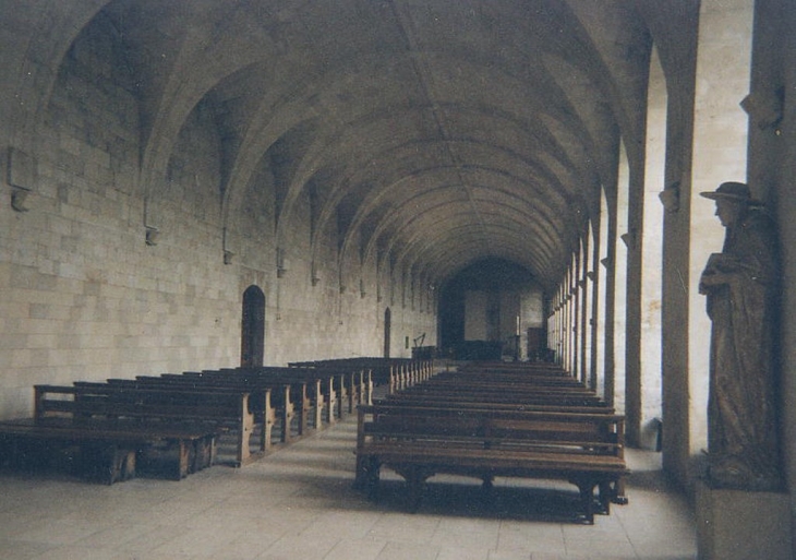 Nef de l'église - Le Bec-Hellouin