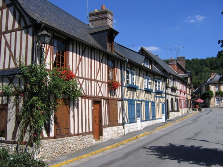 Le Village - maisons à colombages - Le Bec-Hellouin