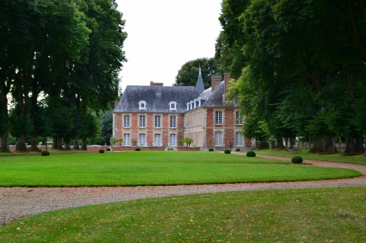 Le château et son parc - Le Troncq