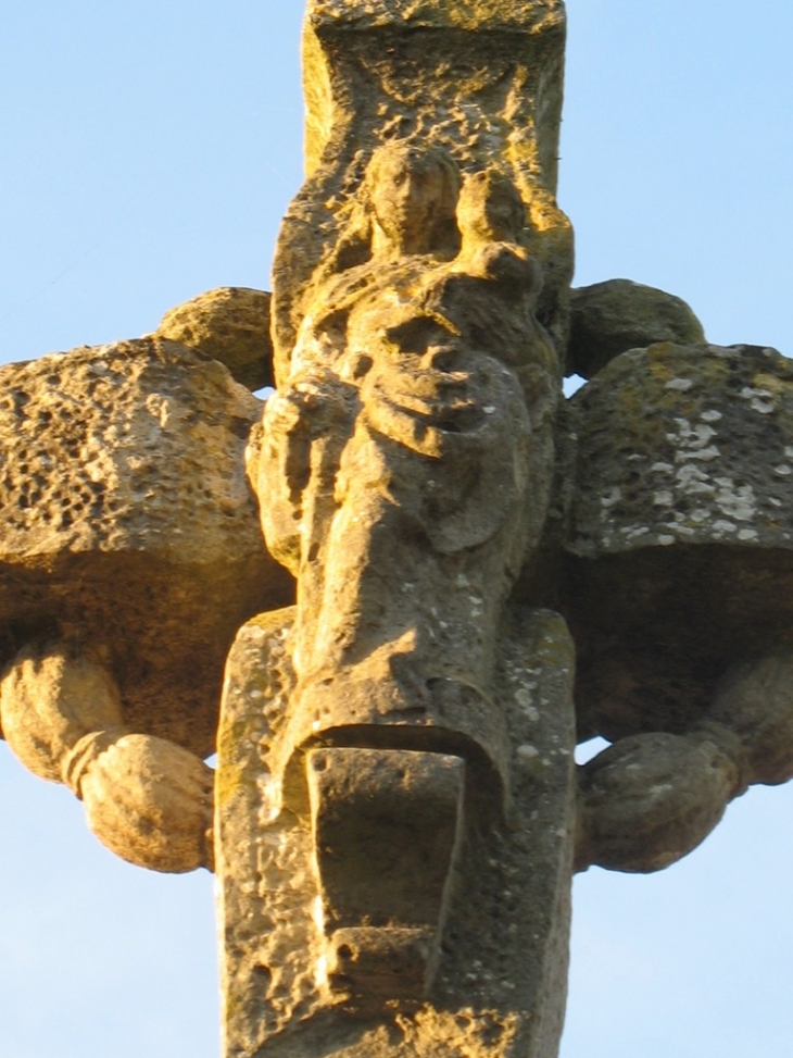 Vierge à l'Enfant du Calvaire - Muids