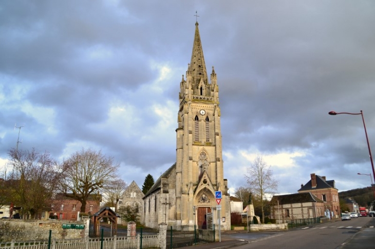 L'église Saint Nicolas. - Pont-Saint-Pierre