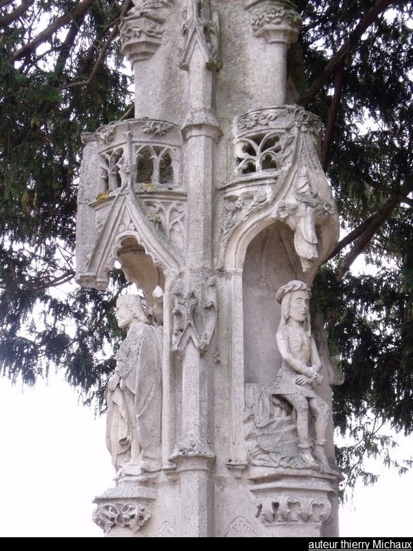 Détails sur ce calvaire - Saint-Pierre-du-Bosguérard