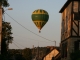 Photo précédente de Vaux-sur-Eure Montgolfière au dessus de la rue de Boncourt