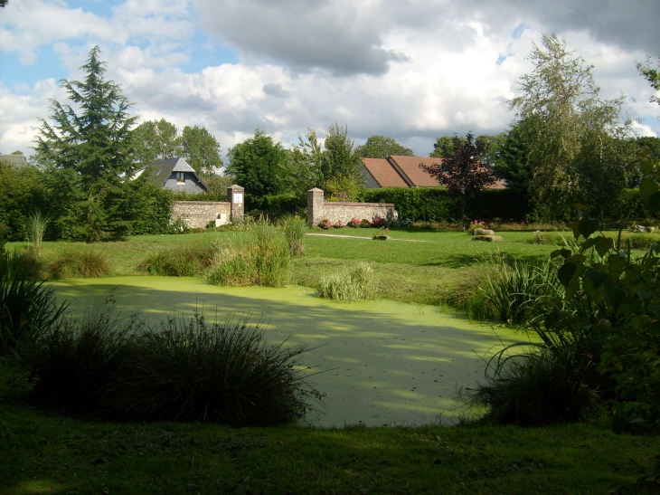 Vers le côté clairière par c. offroy - Ancretteville-sur-Mer