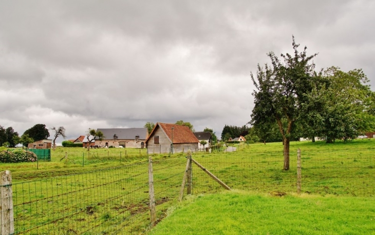 Le Village - Aubermesnil-Beaumais