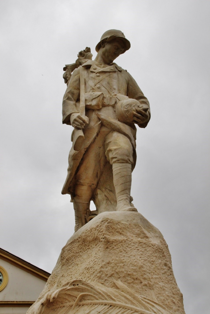 Monument-aux-Morts - Bacqueville-en-Caux