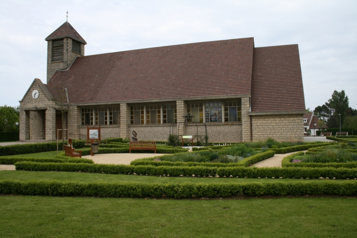 Place de léglise BERNEVAL LE GRAND - Berneval-le-Grand