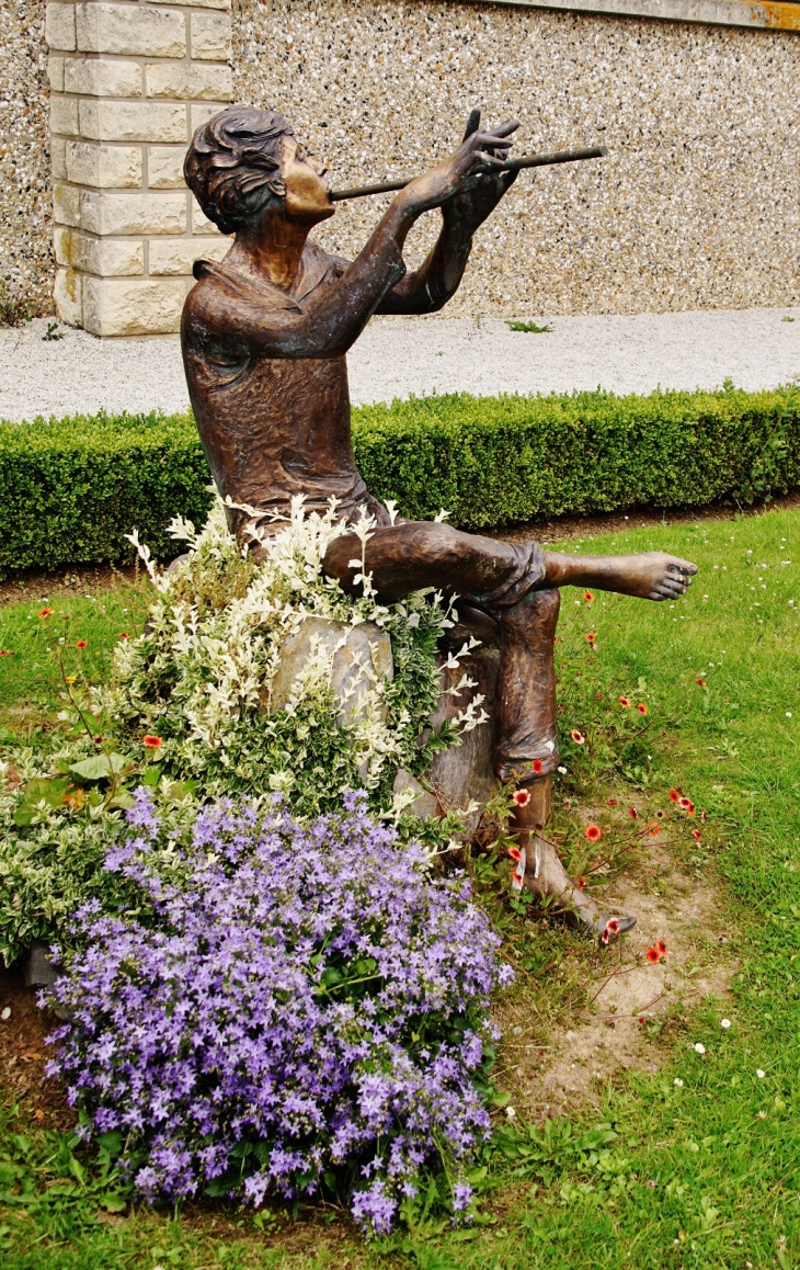 Sculpture - Berneval-le-Grand