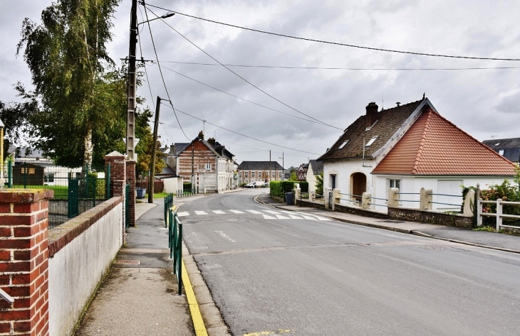 Le Village - Bréauté