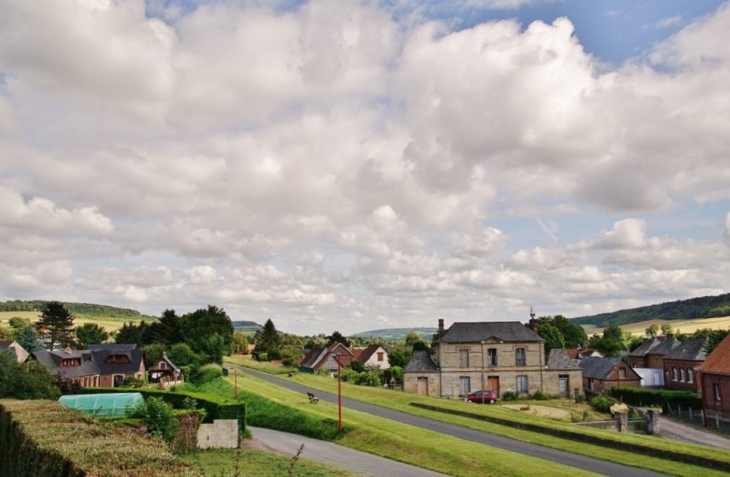 Le Village - Dampierre-Saint-Nicolas