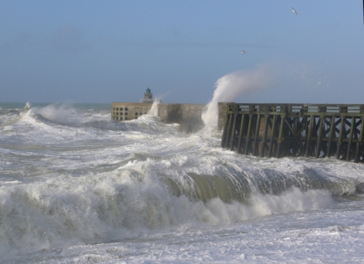 La jetée tempête février 2007 - Dieppe