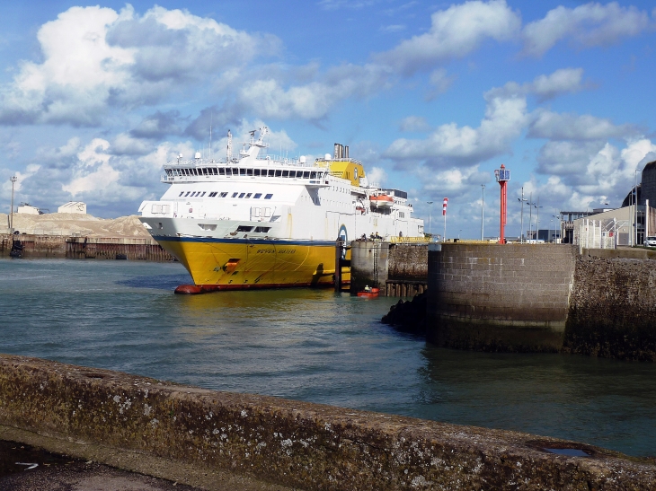 Le port des voyageurs - Dieppe