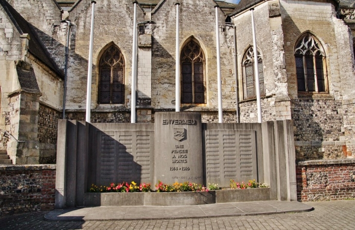 Monument-aux-Morts - Envermeu