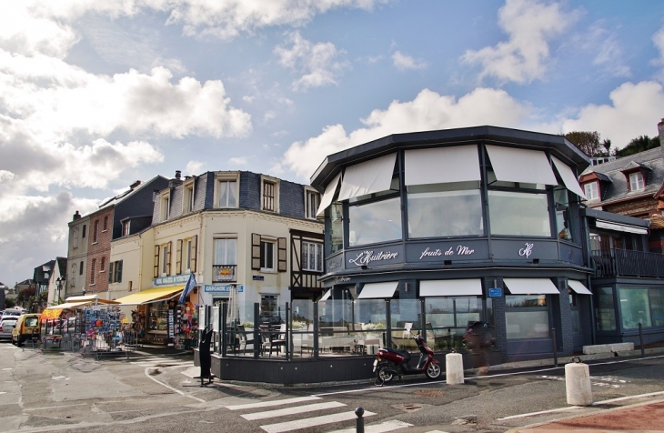 La Ville - Étretat