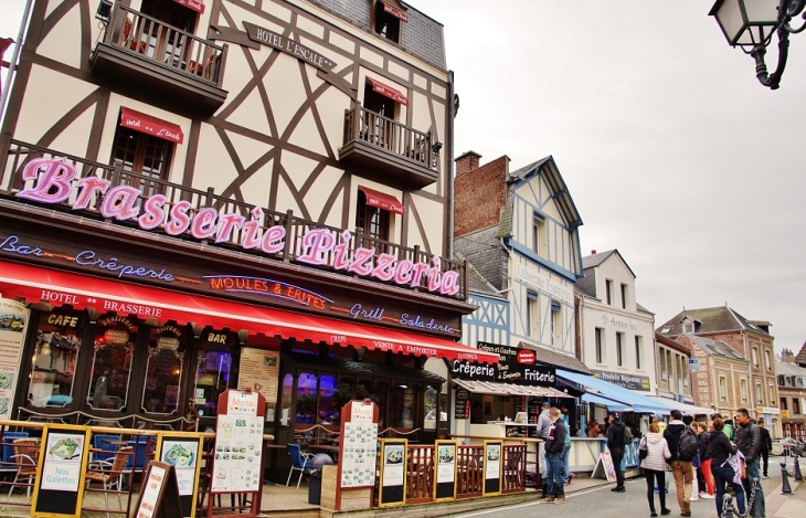 La Ville - Étretat