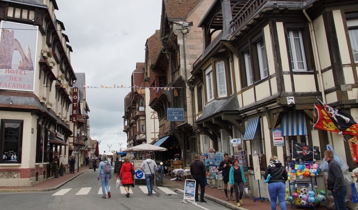 La Ville - Étretat