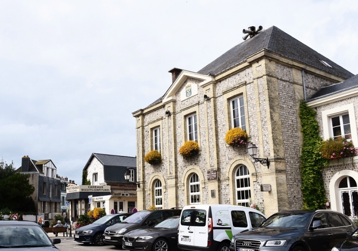 La Ville ( Office de Tourisme ) - Étretat