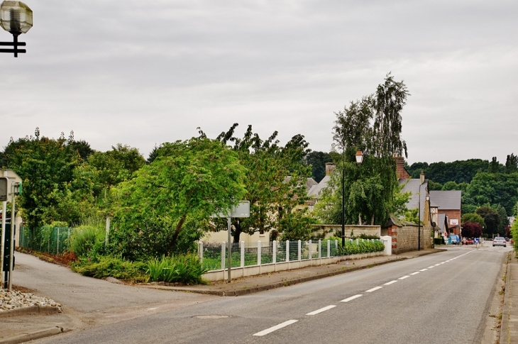 Le Village - Fontaine-le-Dun