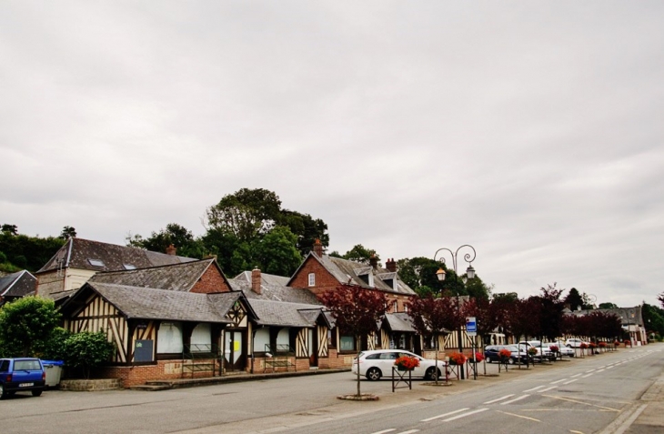 Le Village - Fontaine-le-Dun