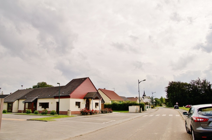 Le Village - Glicourt