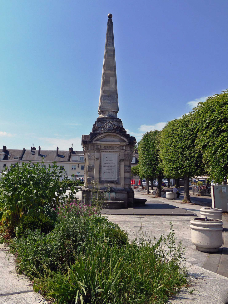 La fontaine monumentale - Gournay-en-Bray