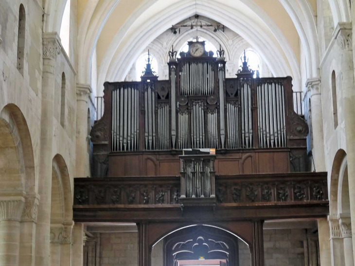 L'intérieur de la collégiale Saint Hildevert - Gournay-en-Bray