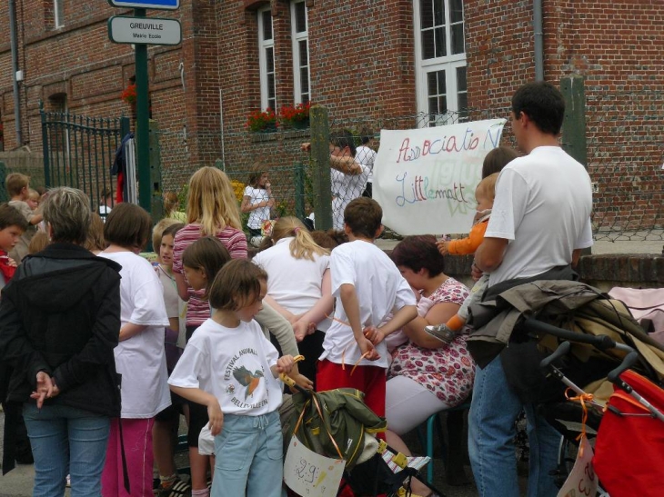 Cross de l'ecole en faveur de l'association little matt stop a la violence routiere - Greuville