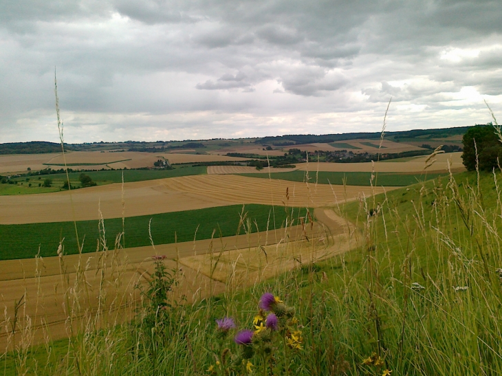 Toujours quelques nuages! - Osmoy-Saint-Valery