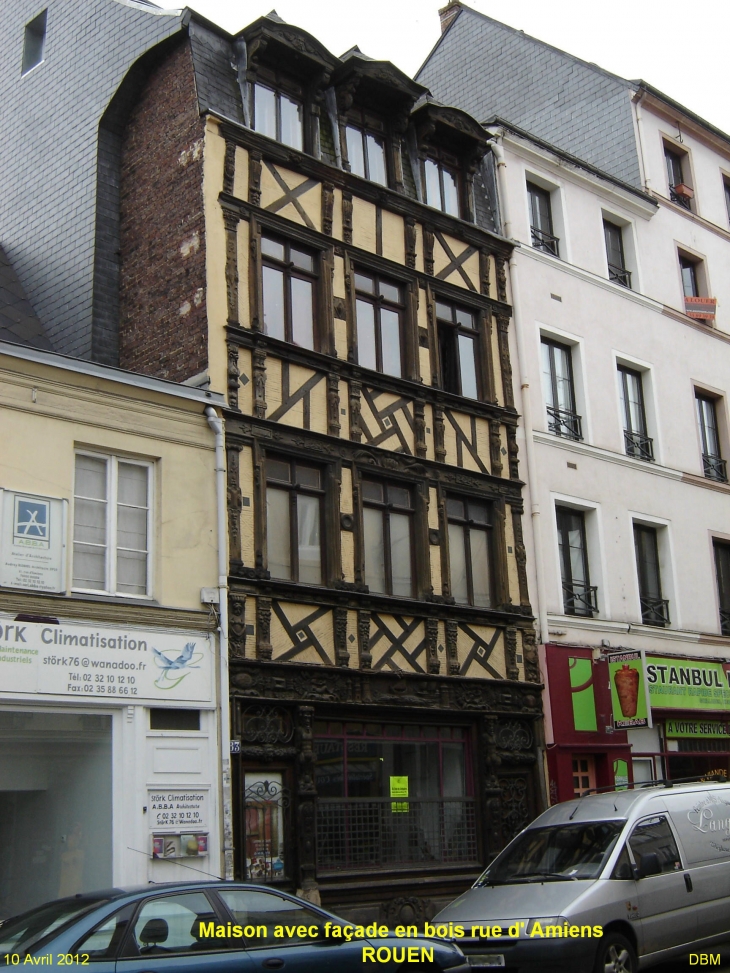 Maison avec façage en bois rue d'Amiens - Rouen