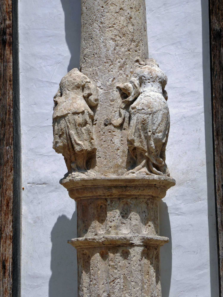 L'aître Saint Maclou : cimetière des pestiférés rénové - Rouen